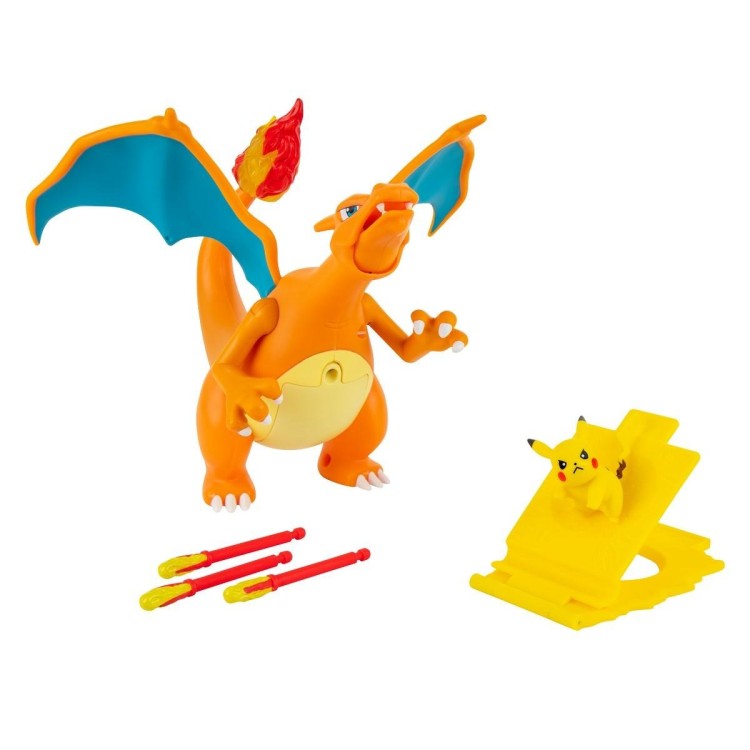 Contenu du coffret : Dracaufeu debout, trois projectiles flamme et Pikachu sur son lanceur jaune