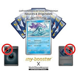 Gros plan sur les reflets Reverse de la carte Pokémon Suicune 024/131 Évolutions Prismatiques EV08.5 montrant le motif brillant et le texte.