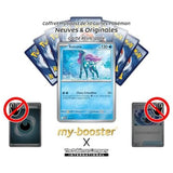 Gros plan sur les détails holographiques de la carte Pokémon Suicune 026/094 Flammes Fantasmagoriques, montrant le légendaire Eau en édition française authentique.